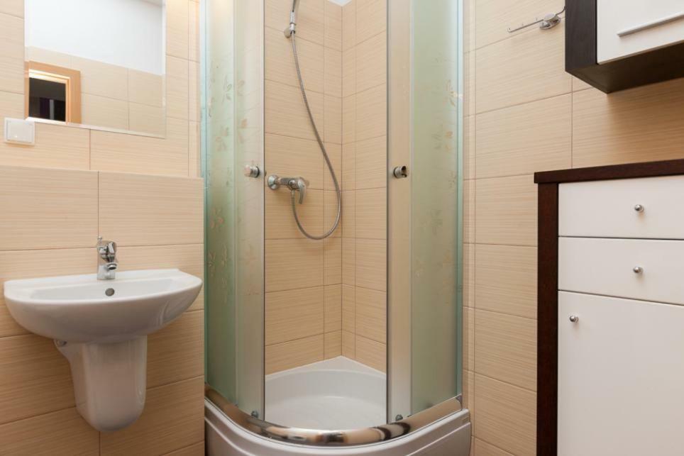 Apartamenty Platan ชวีโนวิชแจ ภายนอก รูปภาพ
