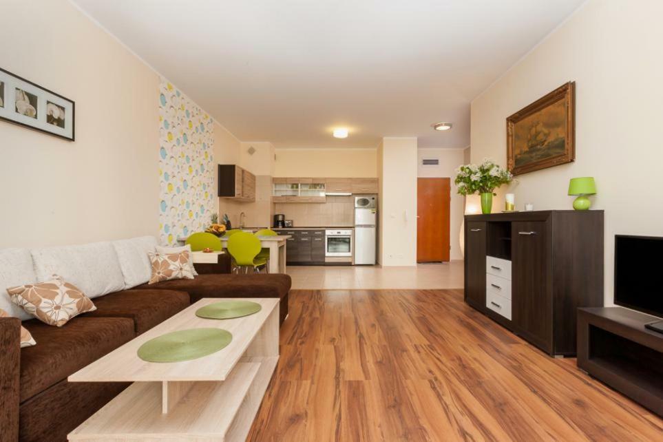 Apartamenty Platan ชวีโนวิชแจ ภายนอก รูปภาพ