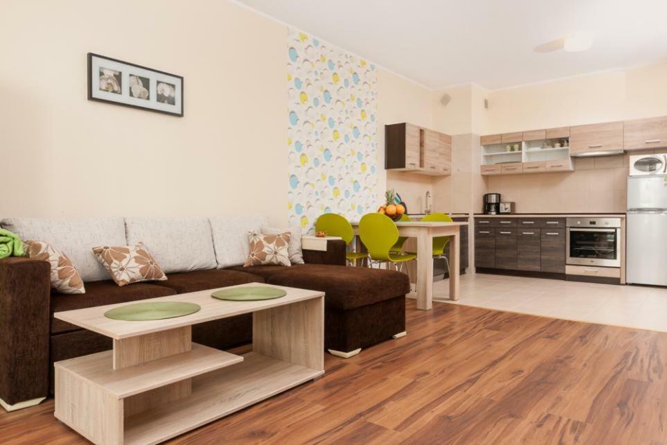 Apartamenty Platan ชวีโนวิชแจ ภายนอก รูปภาพ